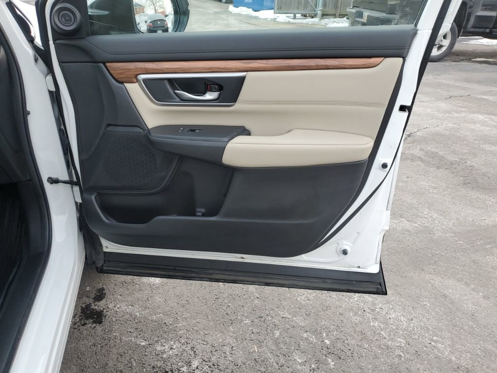 Certified 2022 Honda CR-V Touring image 32