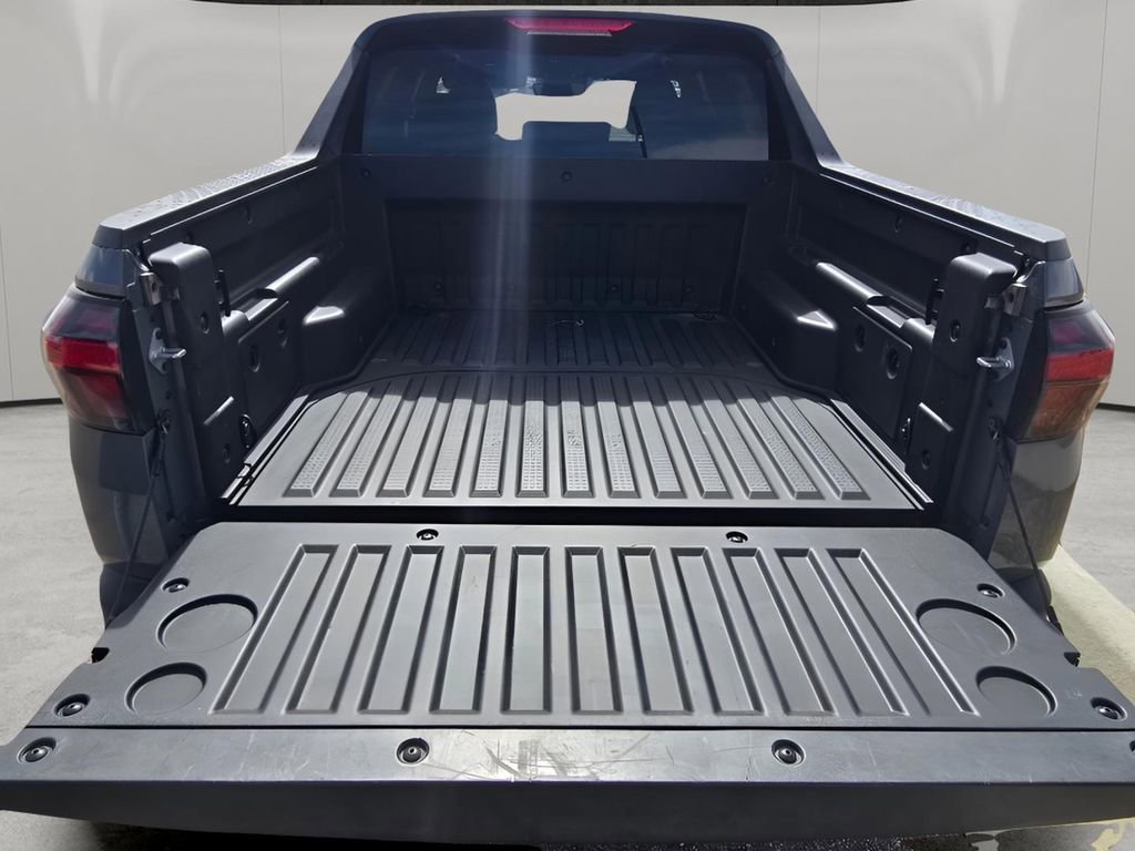 Used 2023 Hyundai Santa Cruz SEL image 13