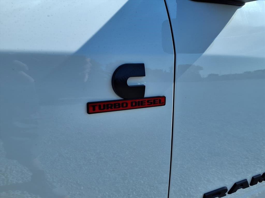 Used 2025 RAM 3500 Laramie image 37