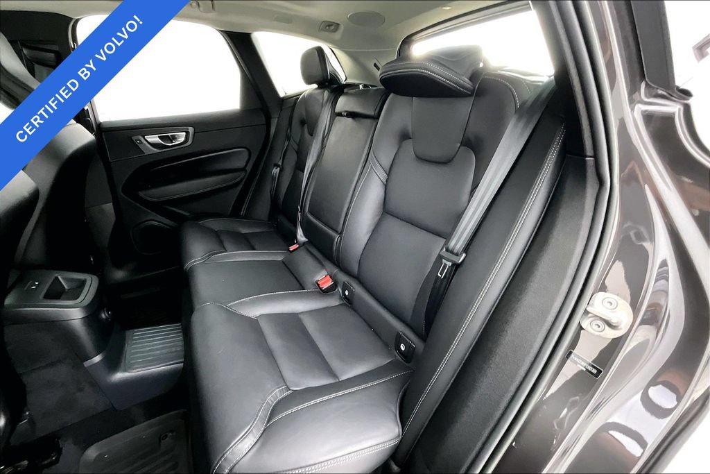 Certified 2023 Volvo XC60 T8 Ultimate w/ Climate Package AWD/4WD image 28