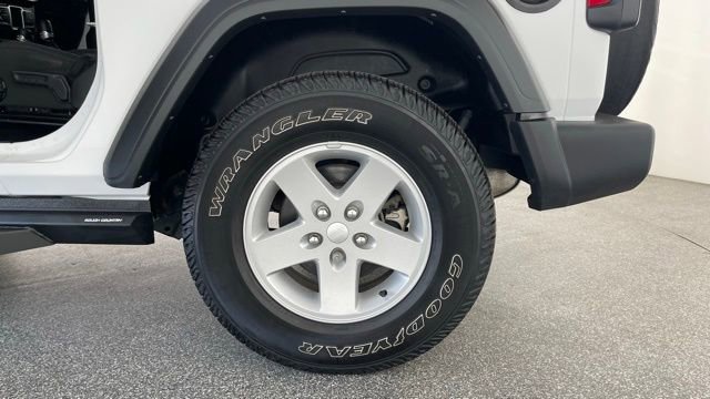 Used 2022 Jeep Wrangler Sport image 45