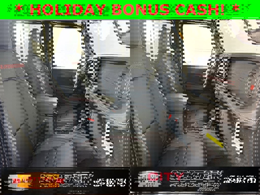 New 2025 Jeep Gladiator Rubicon w/ Convenience Group image 16