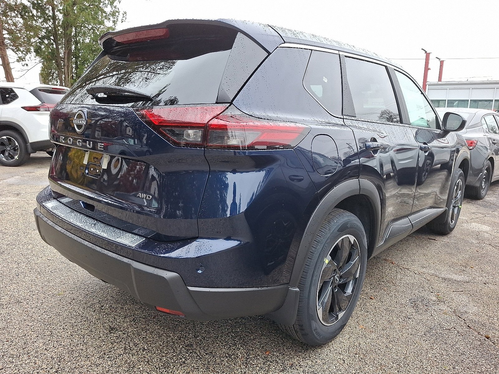 New 2026 Nissan Rogue SV w/ Cold Weather Package AWD/4WD image 4