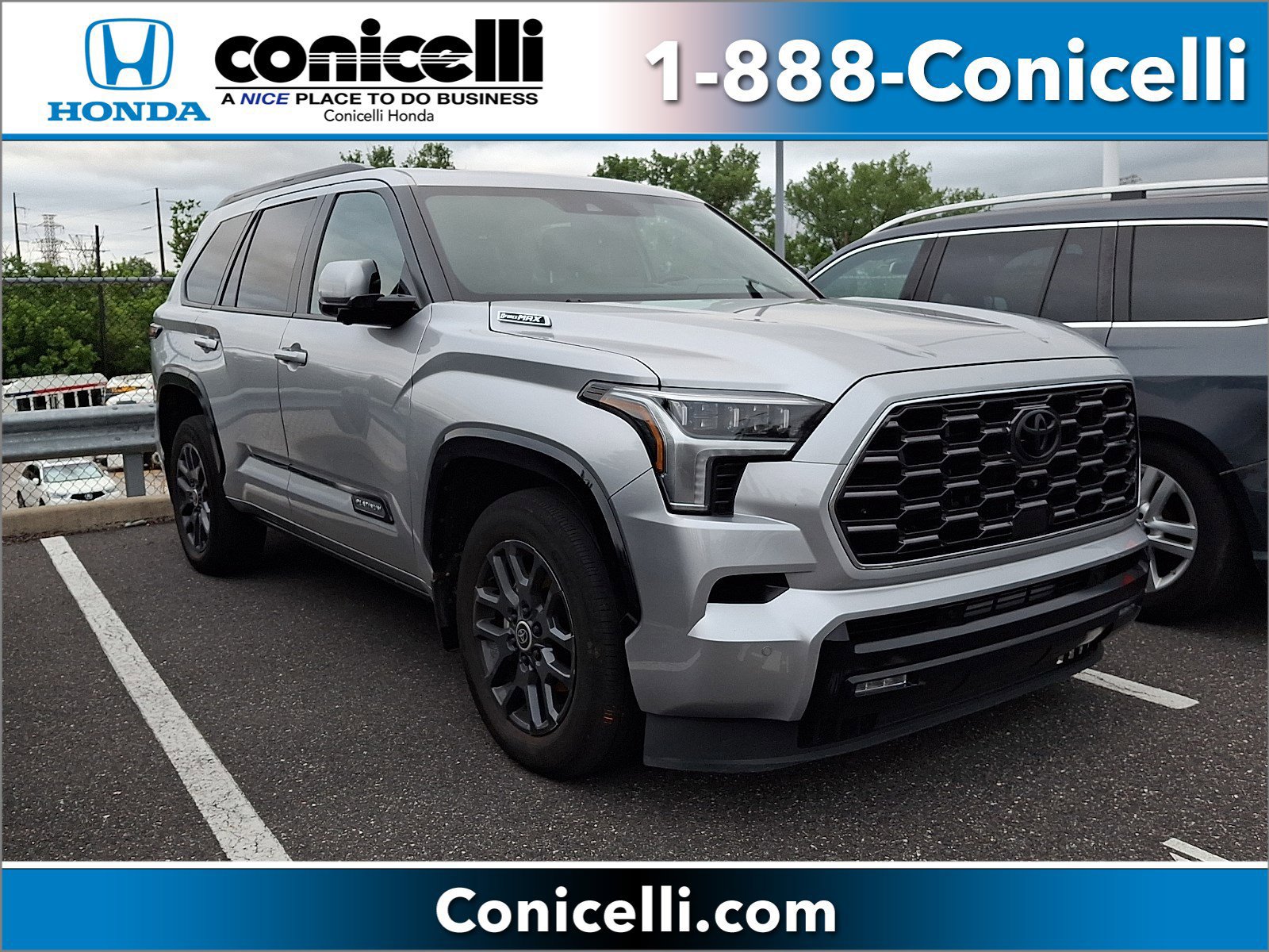 Used 2024 Toyota Sequoia Platinum AWD/4WD image 1