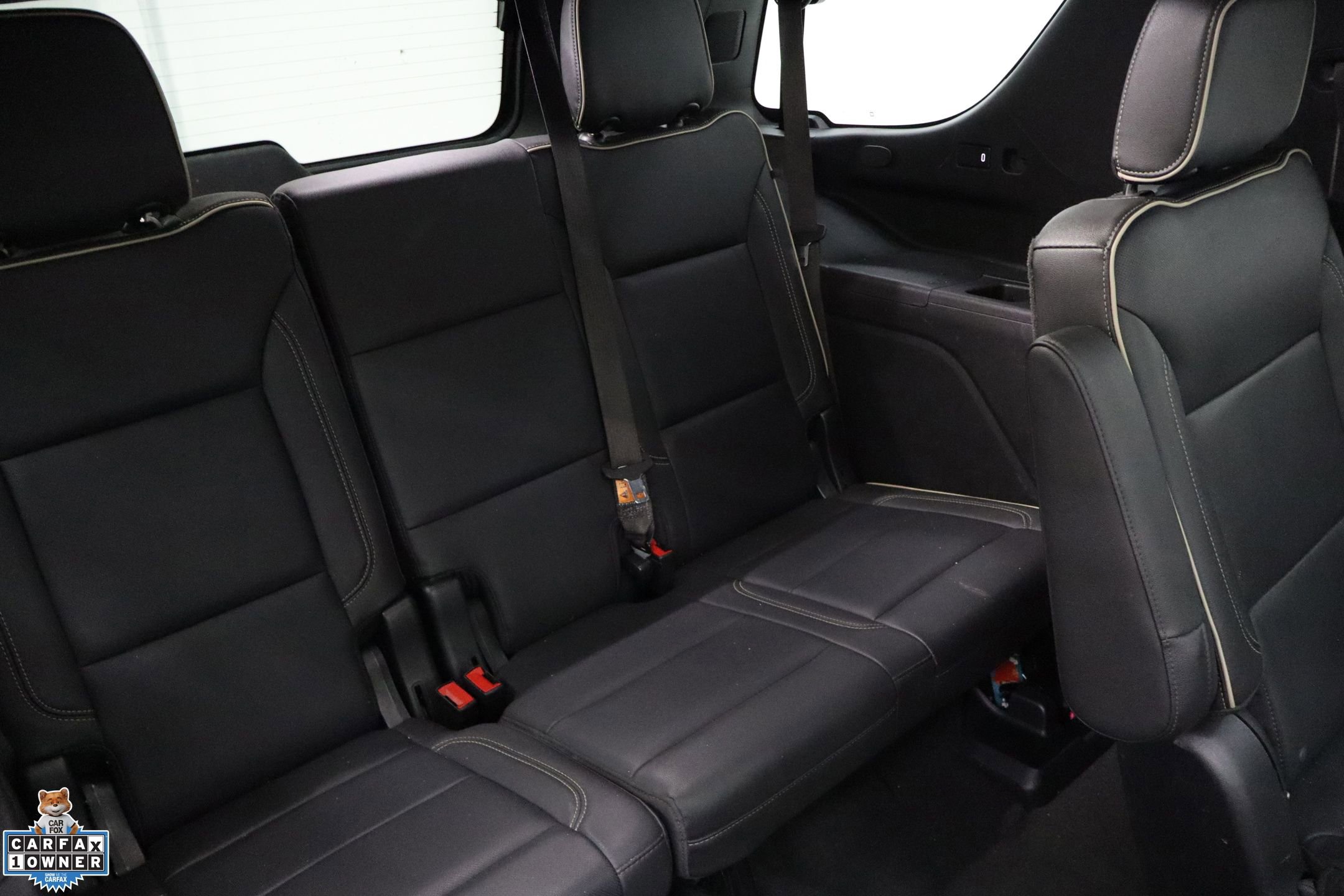 Used 2021 GMC Yukon SLT w/ SLT Premium Package image 27