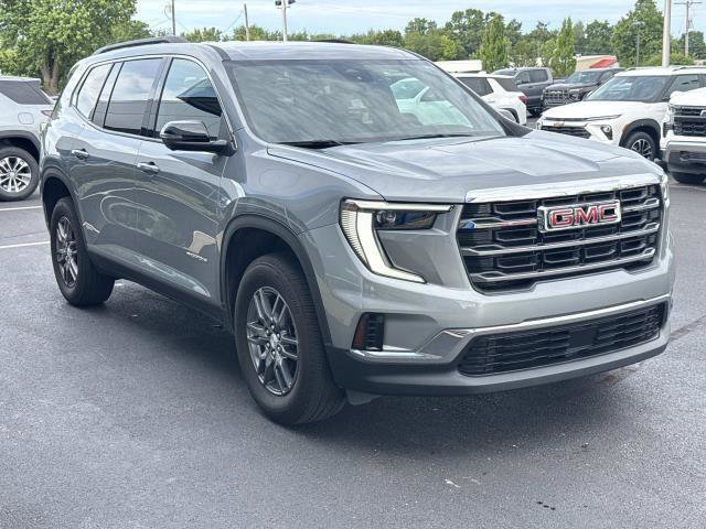 Used 2025 GMC Acadia Elevation FWD image 2