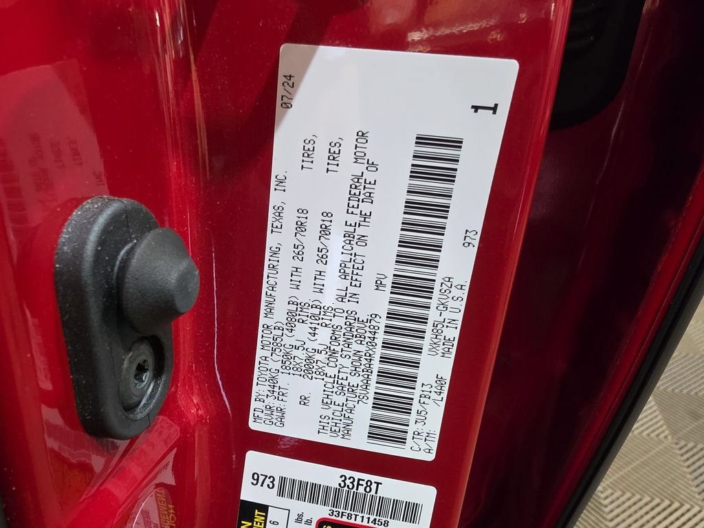 Used 2024 Toyota Sequoia SR5 w/ TRD Off-Road Package AWD/4WD image 28