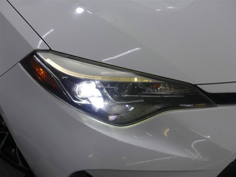 Used 2018 Toyota Corolla SE FWD image 14