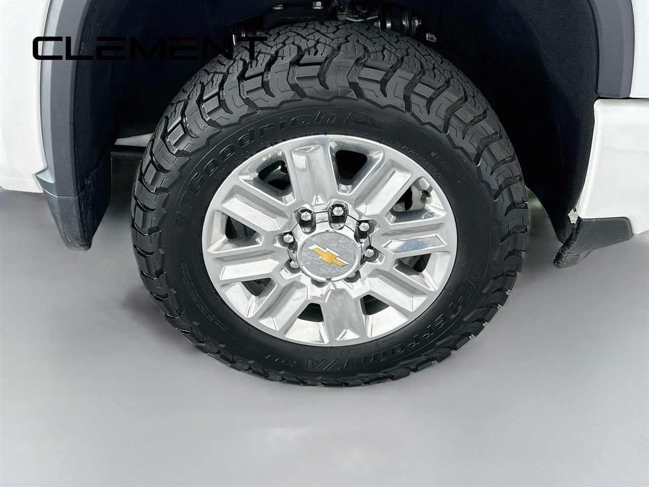 Used 2024 Chevrolet Silverado 2500 High Country AWD/4WD image 37