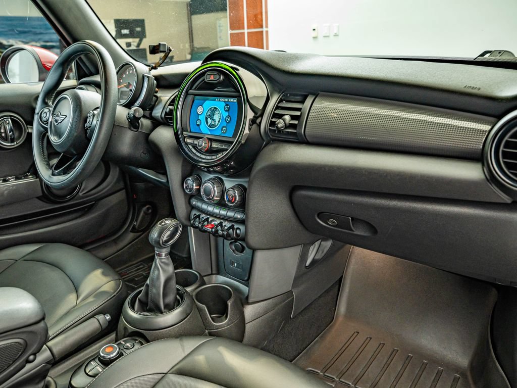 Used 2019 MINI Cooper Convertible FWD image 40
