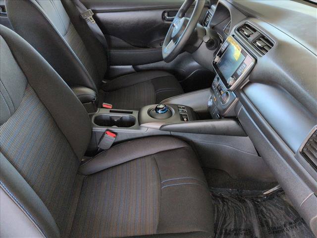 Used 2025 Nissan Leaf S FWD image 19