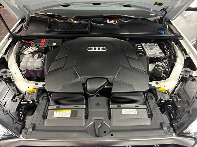 Used 2025 Audi Q7 3.0T Premium Plus AWD/4WD image 23