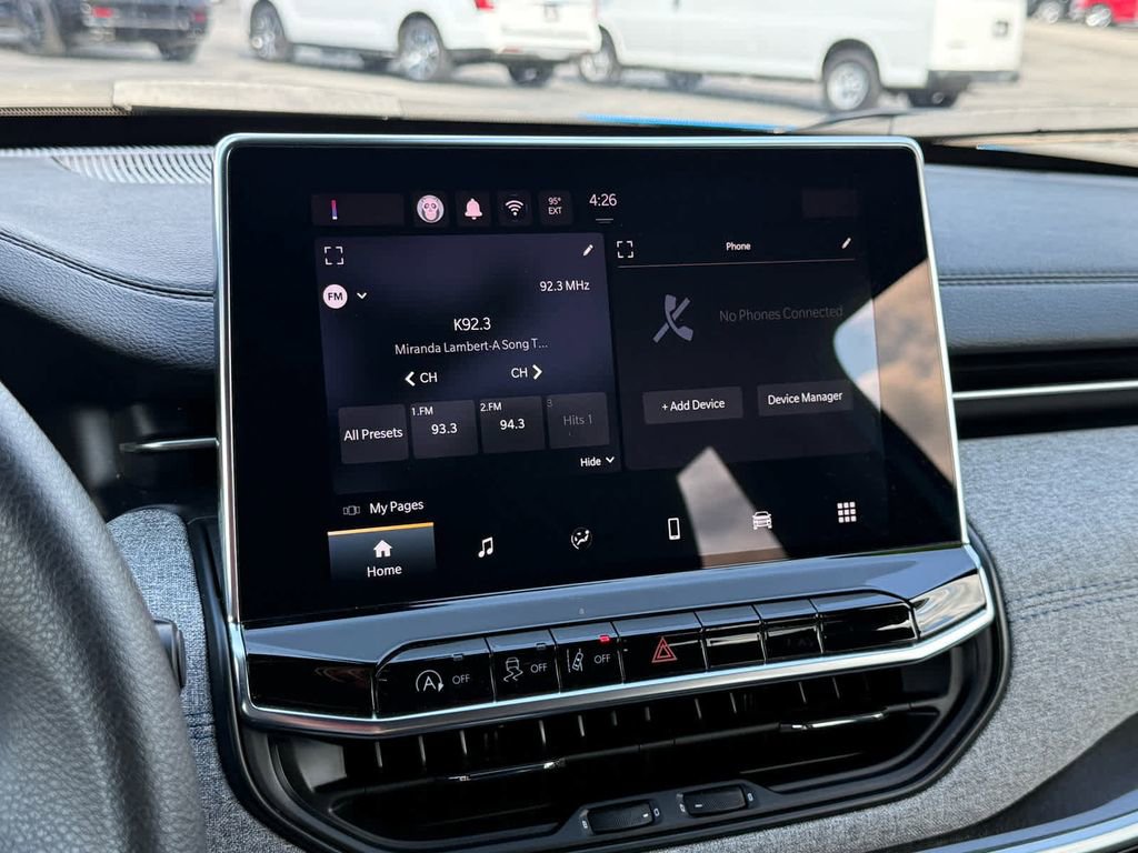 Used 2024 Jeep Compass Sport image 17