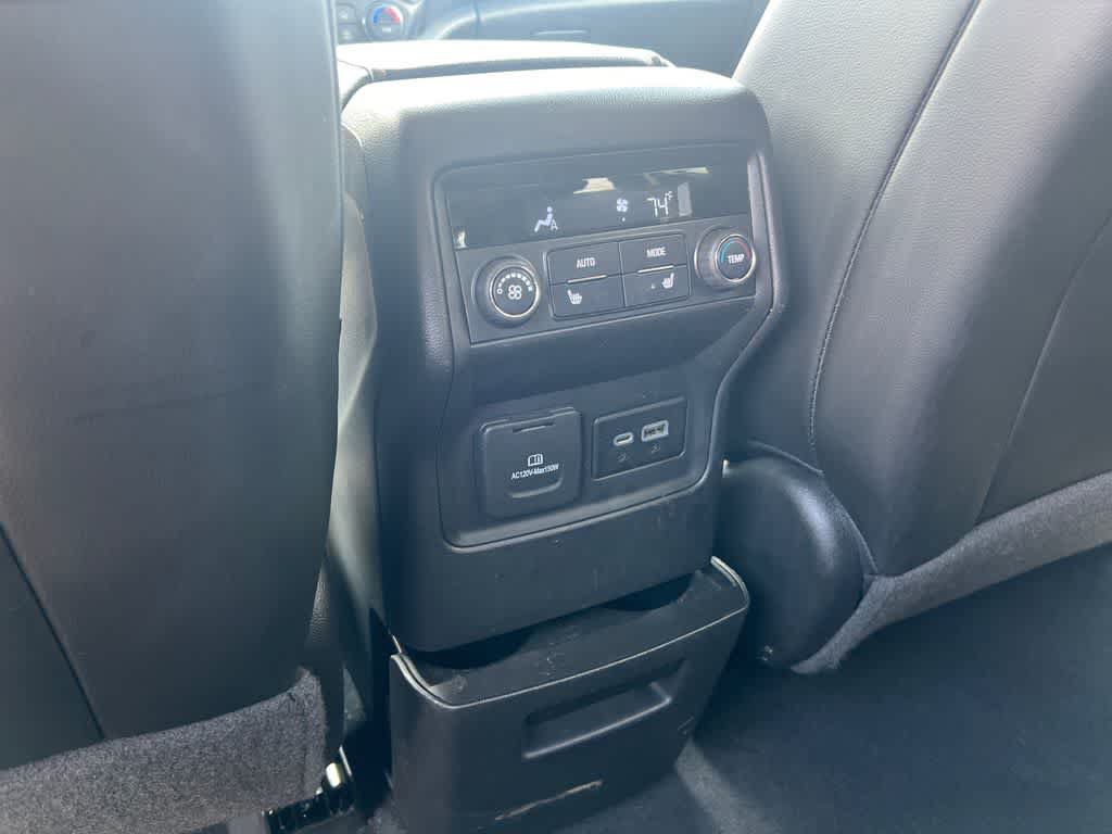 Used 2022 GMC Acadia AT4 w/ Technology Package AWD/4WD image 22