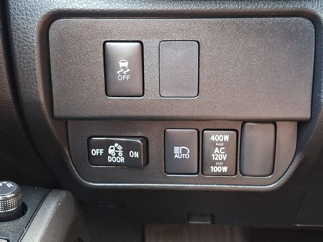 Certified 2022 Toyota Tacoma TRD Off-Road w/ Technology Package AWD/4WD image 24