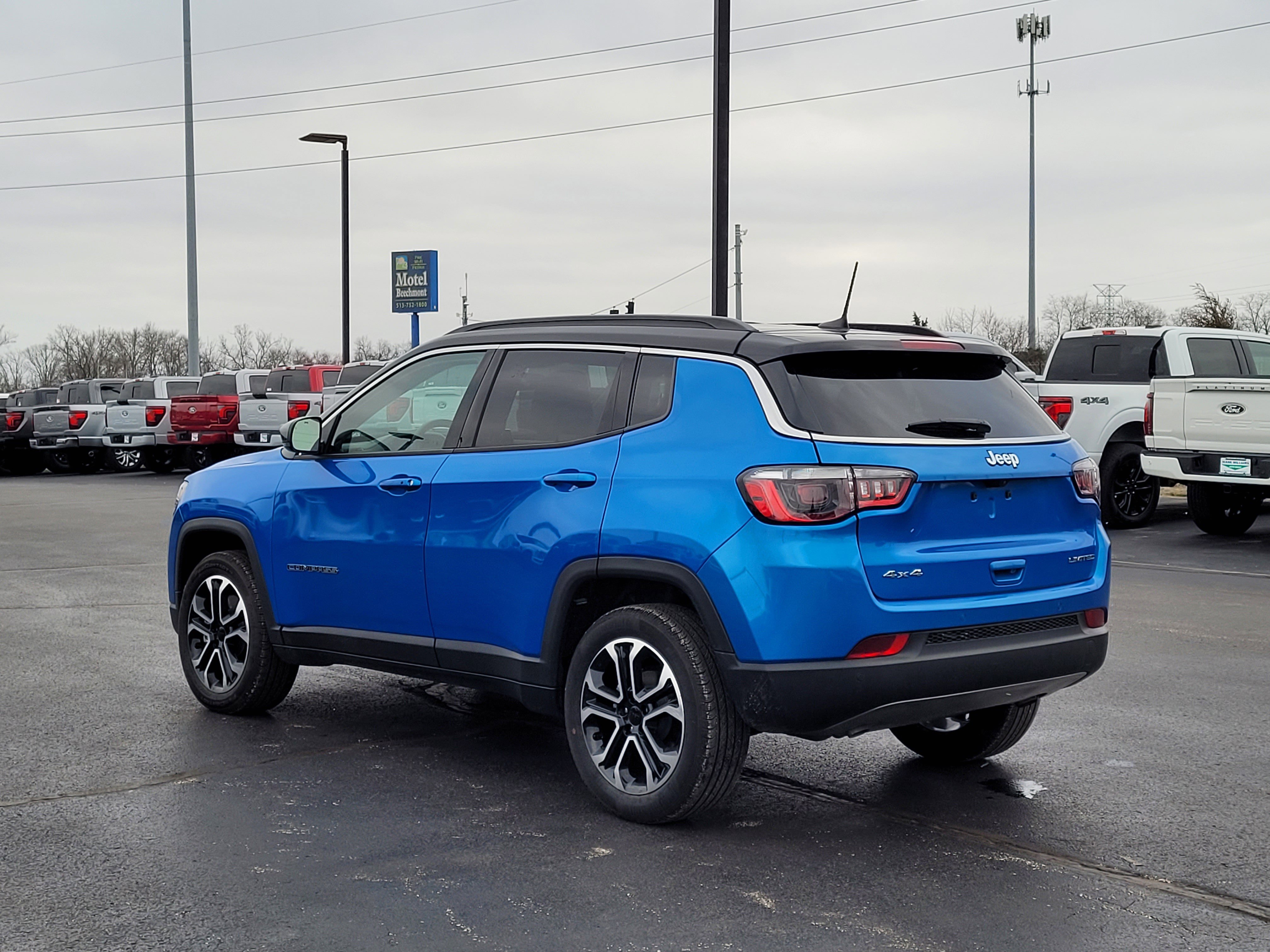 Used 2024 Jeep Compass Limited image 6