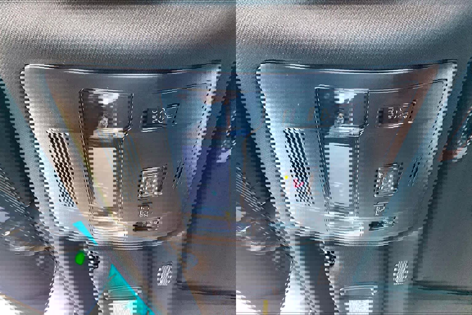 Used 2023 Lexus ES 350 F Sport w/ Accessory Package (Z2) image 32