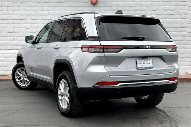 New 2026 Jeep Grand Cherokee Laredo X AWD/4WD image 2
