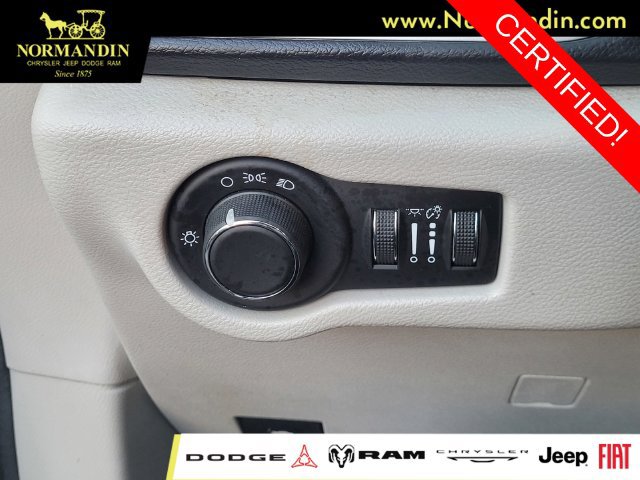 Certified 2017 Chrysler Pacifica LX FWD image 13