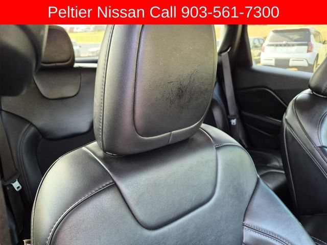 Used 2020 Jeep Cherokee Latitude Plus FWD image 13