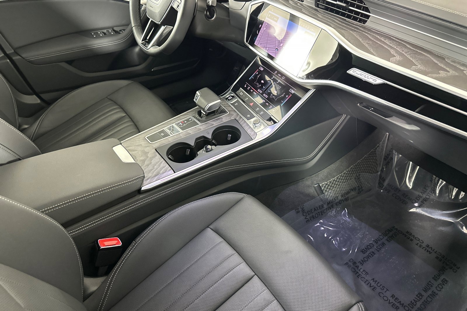 Used 2025 Audi A6 Premium Plus w/ Premium Plus Package image 14