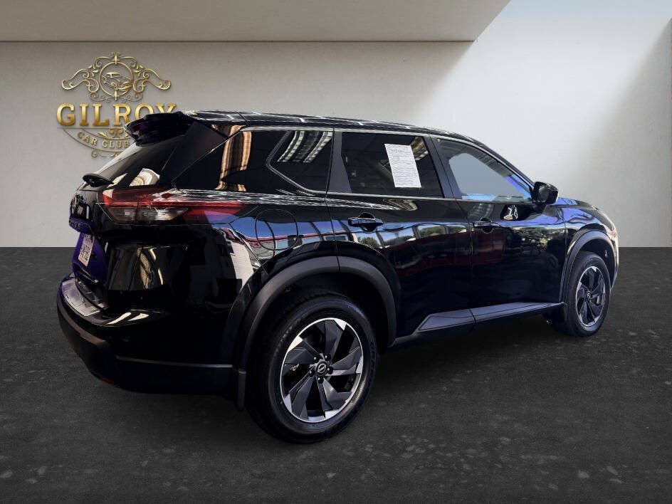 Used 2025 Nissan Rogue SV FWD image 17