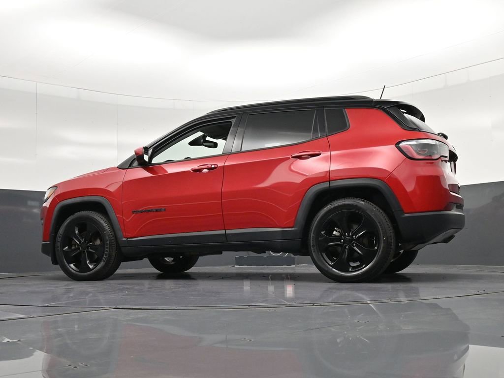 Used 2019 Jeep Compass Latitude FWD image 35
