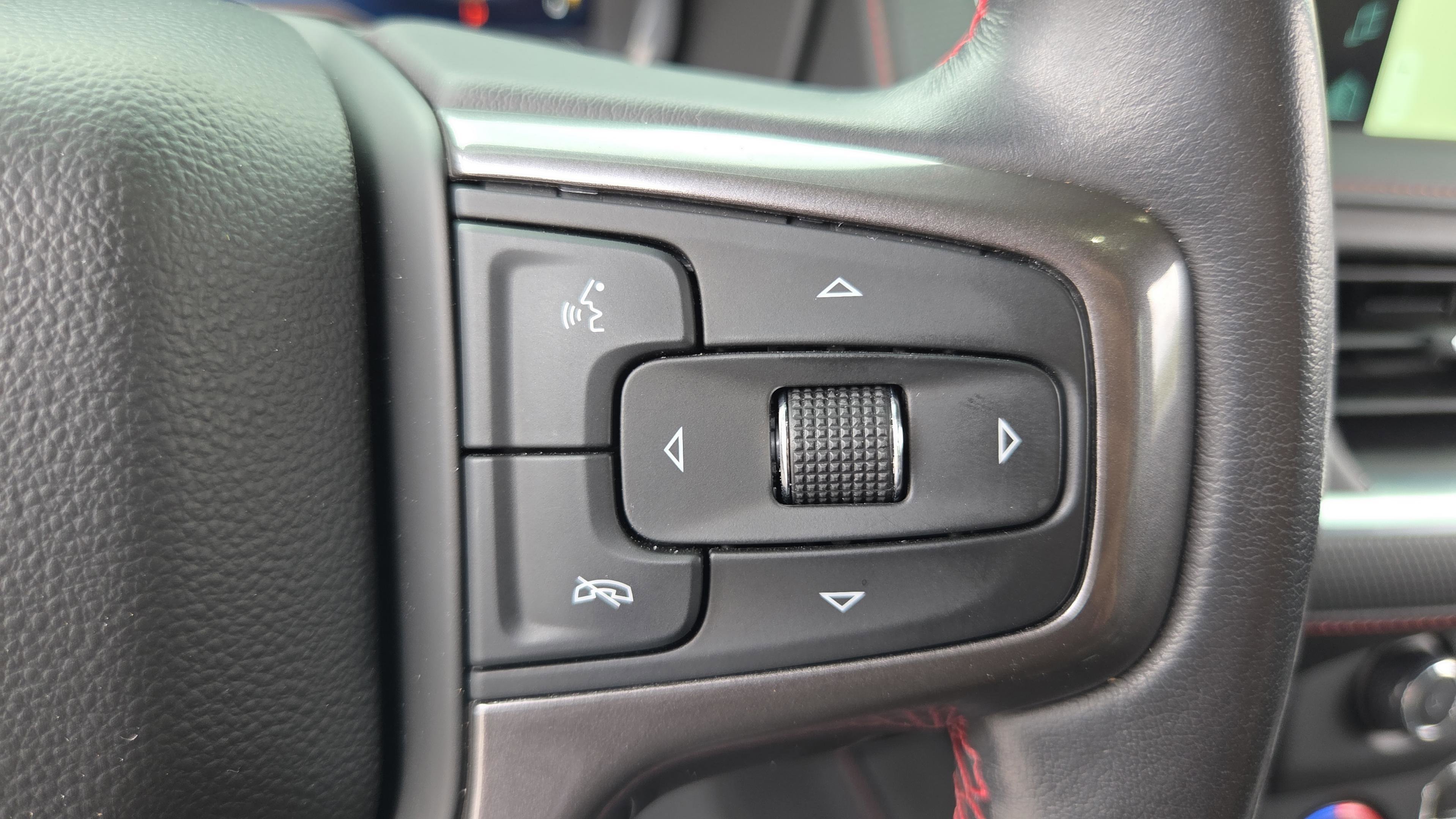 Used 2022 Chevrolet Tahoe RST w/ Luxury Package RWD image 25