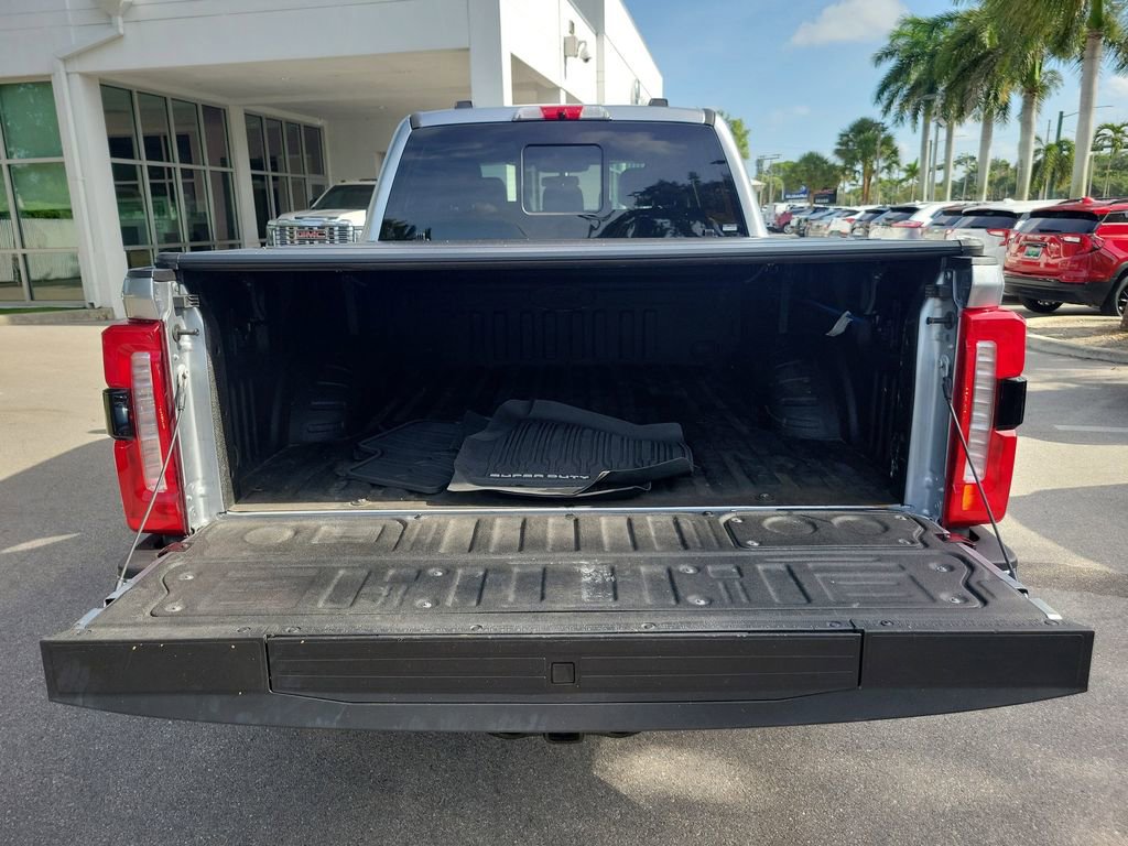 Used 2023 Ford F350 Lariat w/ Lariat Ultimate Package AWD/4WD image 26