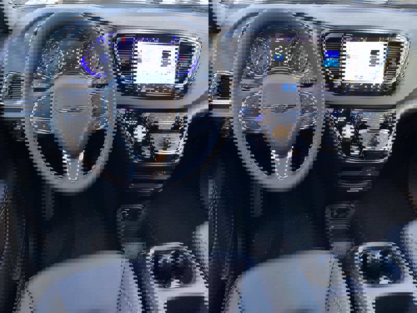 New 2026 Chrysler Voyager LX image 9