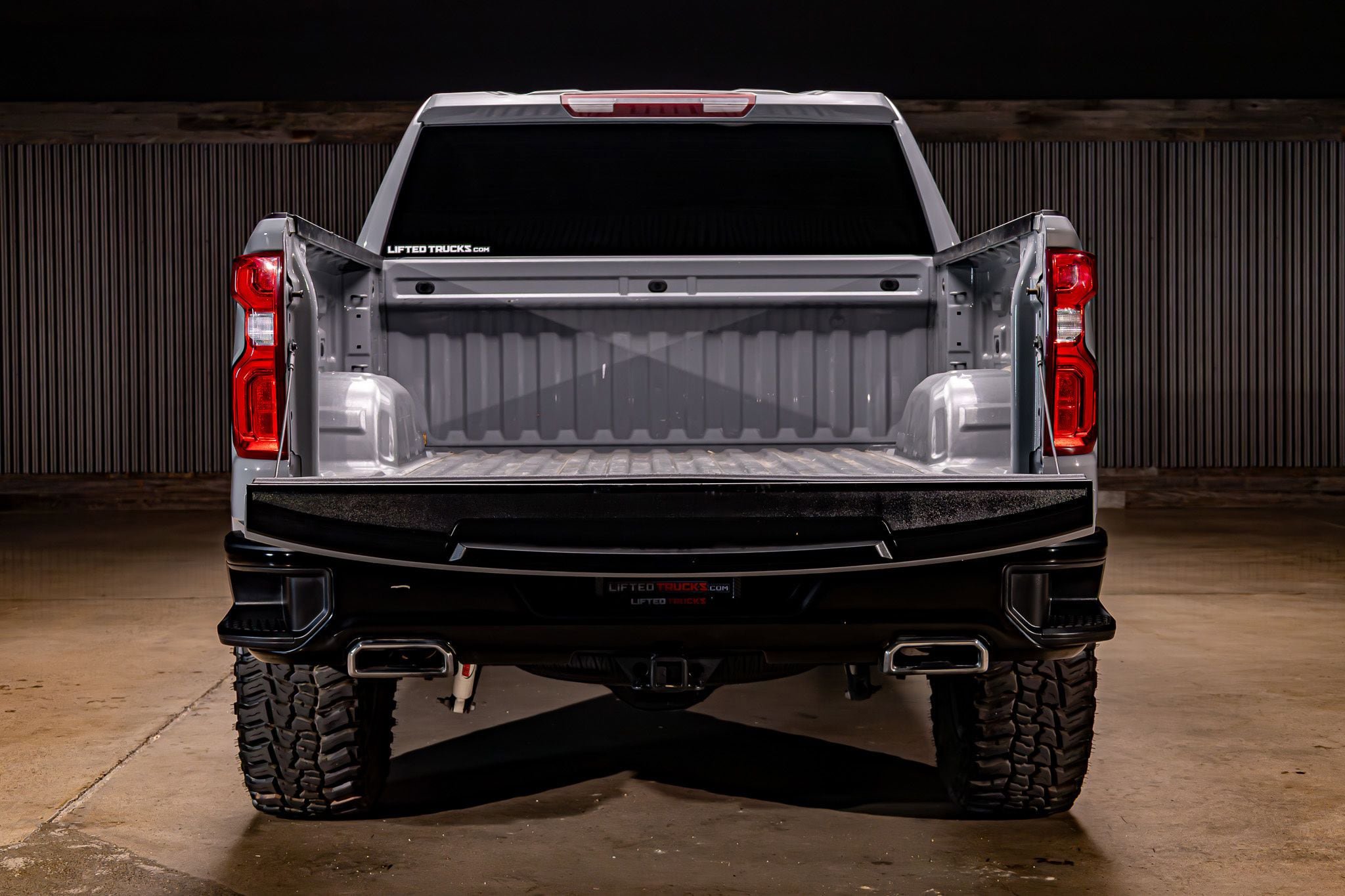 Used 2024 Chevrolet Silverado 1500 LT Trail Boss AWD/4WD image 8