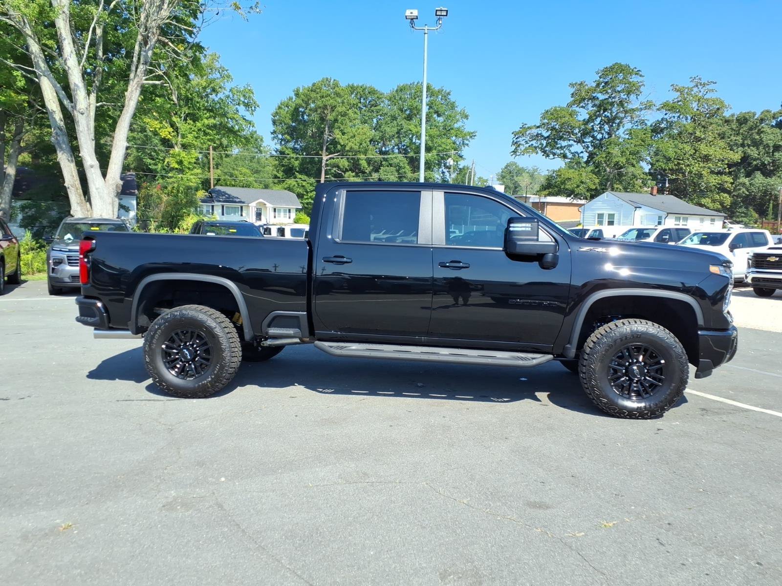 New 2026 Chevrolet Silverado 2500 ZR2 w/ LPO, Dark Essentials Package AWD/4WD image 13