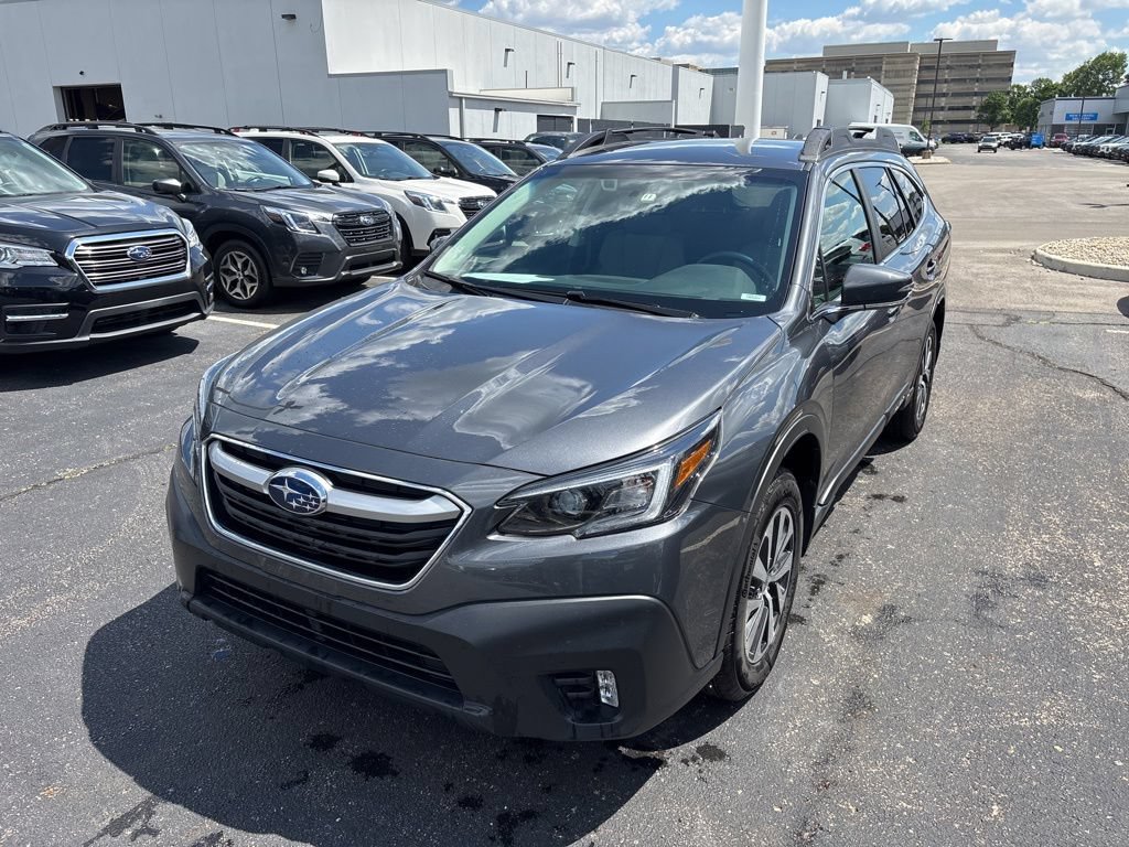 Certified 2022 Subaru Outback Premium AWD/4WD image 6
