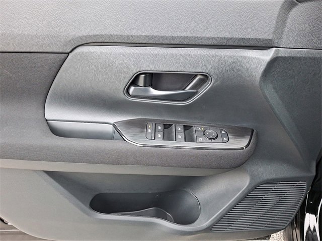 New 2026 Nissan Kicks S image 10