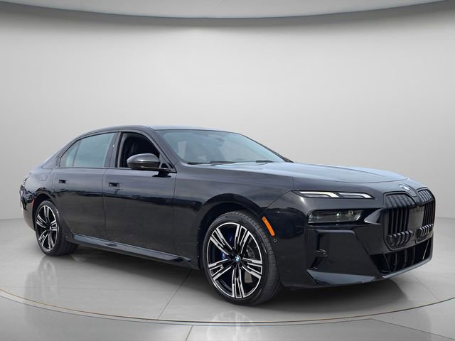 Used 2023 BMW 740i RWD image 9