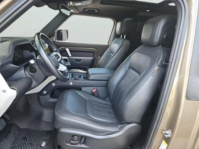 Used 2022 Land Rover Defender 90 X-Dynamic HSE AWD/4WD image 12