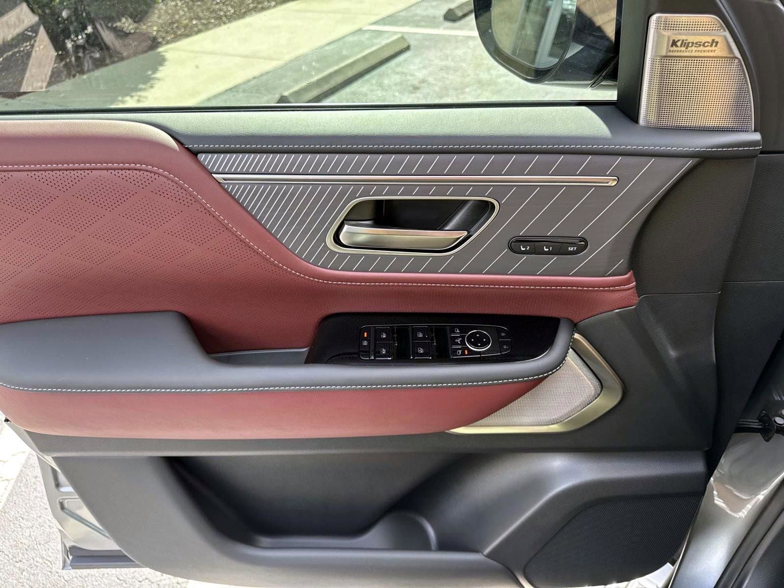 New 2026 INFINITI QX80 Autograph image 7