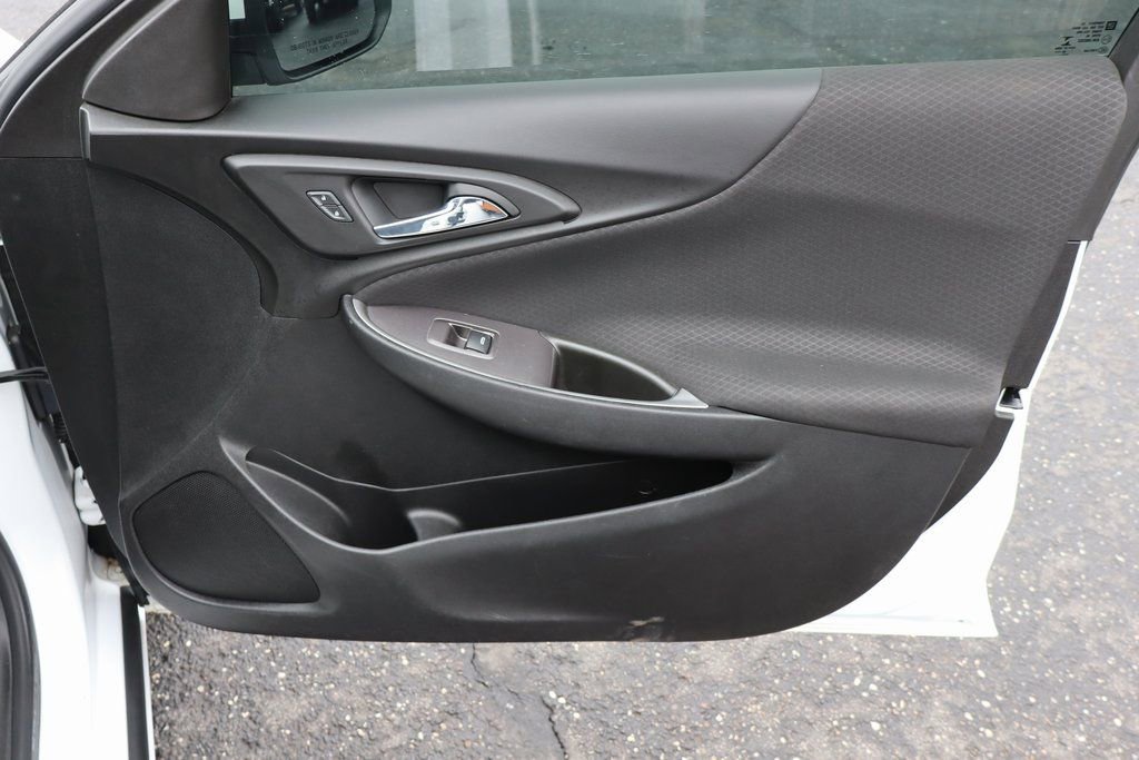 Used 2021 Chevrolet Malibu RS w/ LPO, Floor Liner Package image 21