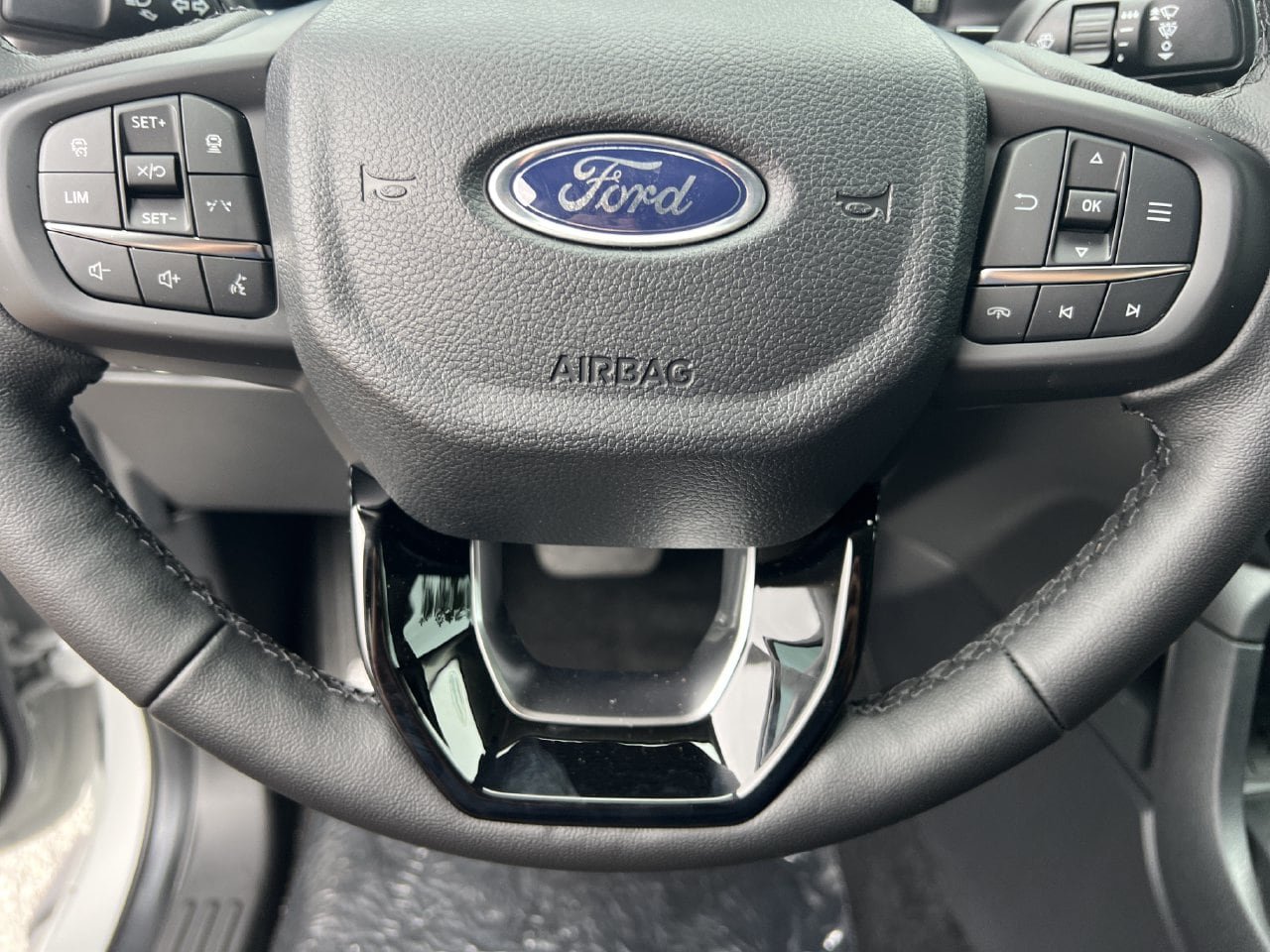 New 2026 Ford Ranger Lariat AWD/4WD image 9