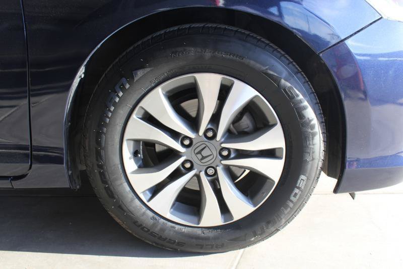 Used 2015 Honda Accord LX image 35