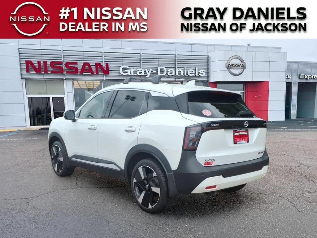Certified 2025 Nissan Kicks SR AWD/4WD image 7
