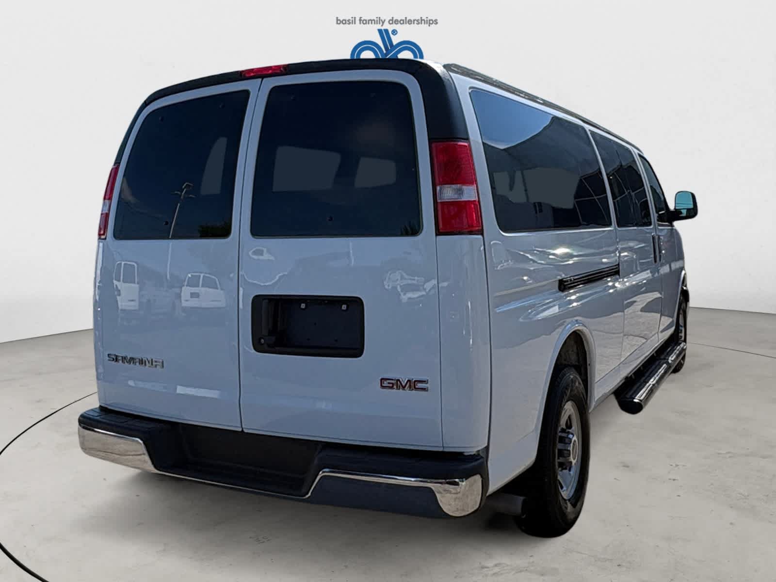 Used 2025 GMC Savana 3500 LT w/ LT Preferred Equipment Group RWD image 7