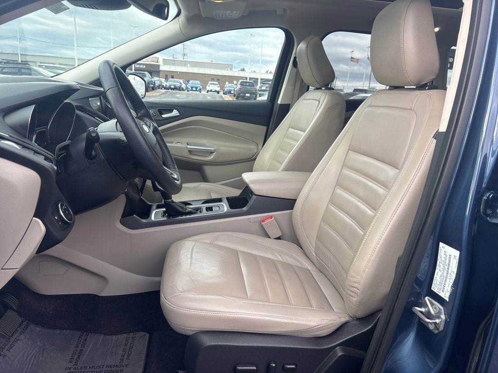 Used 2018 Ford Escape Titanium w/ Ford Safe & Smart Package AWD/4WD image 13