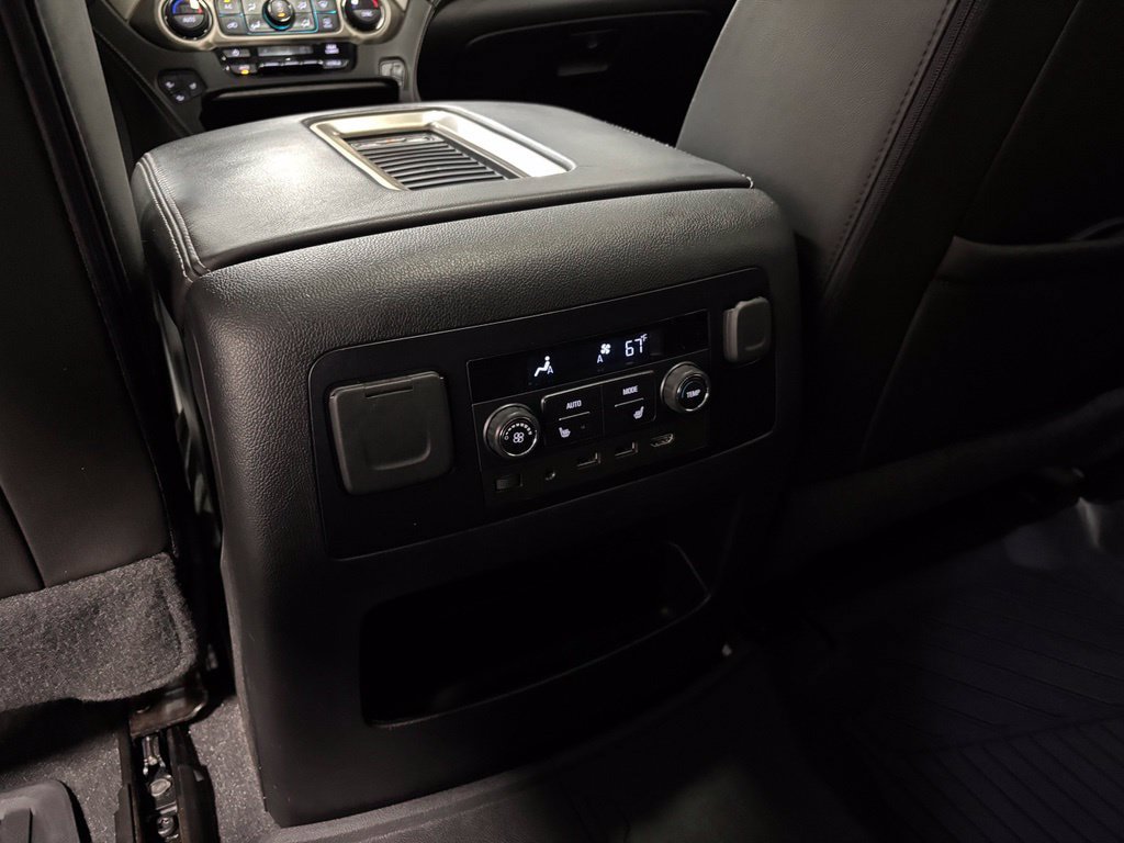 Used 2019 GMC Yukon Denali w/ Open Road Package AWD/4WD image 48