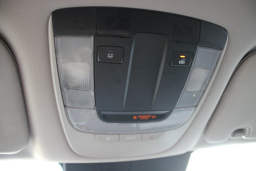 Used 2022 Kia Sorento S AWD/4WD image 16