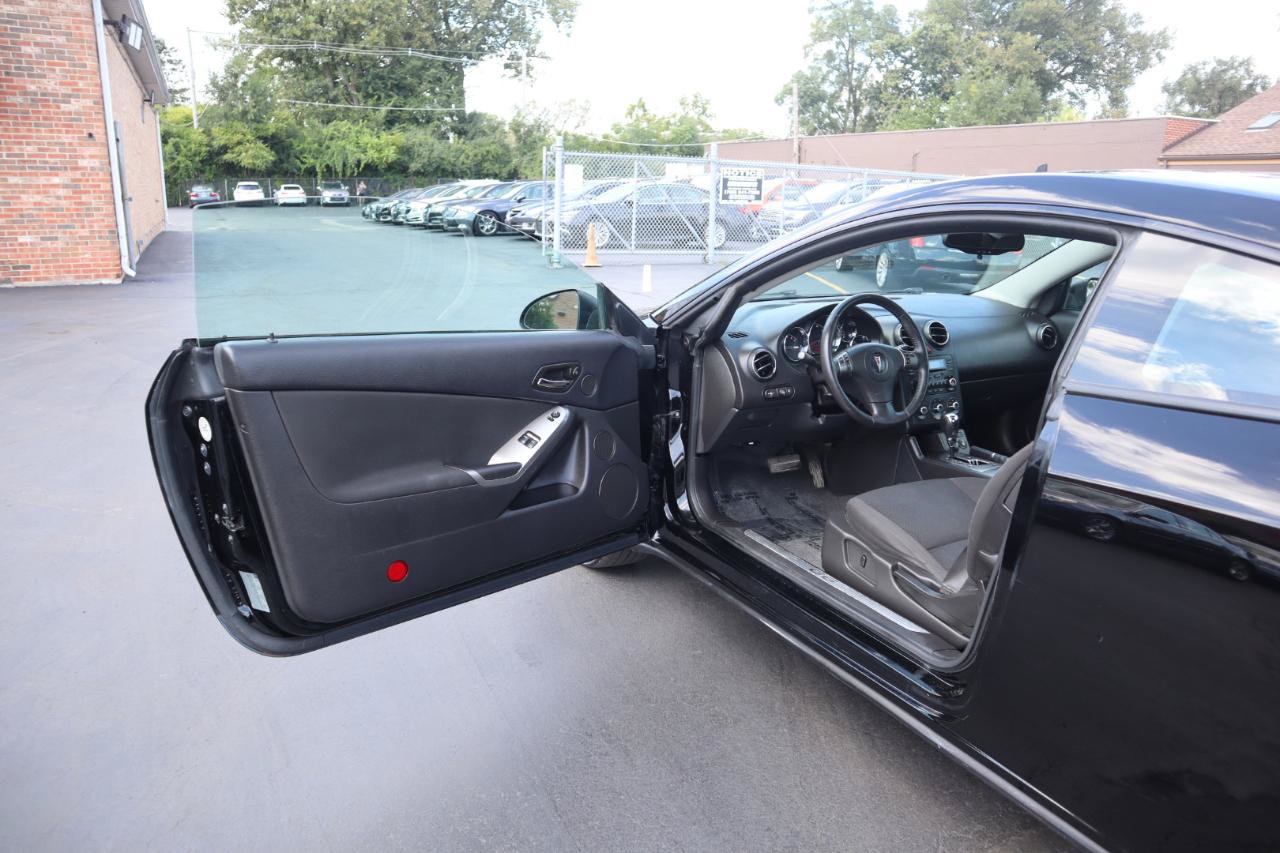 Used 2008 Pontiac G6 GT w/ Sun And Sound Package FWD image 13