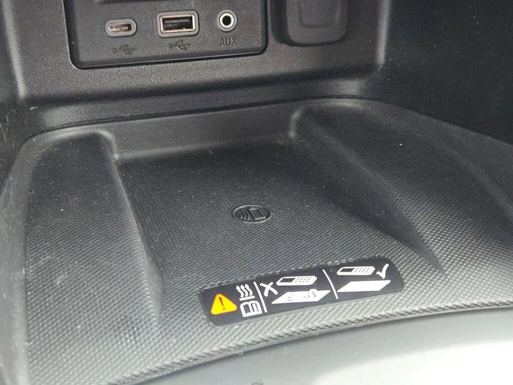 Used 2019 Chevrolet Equinox Premier image 29