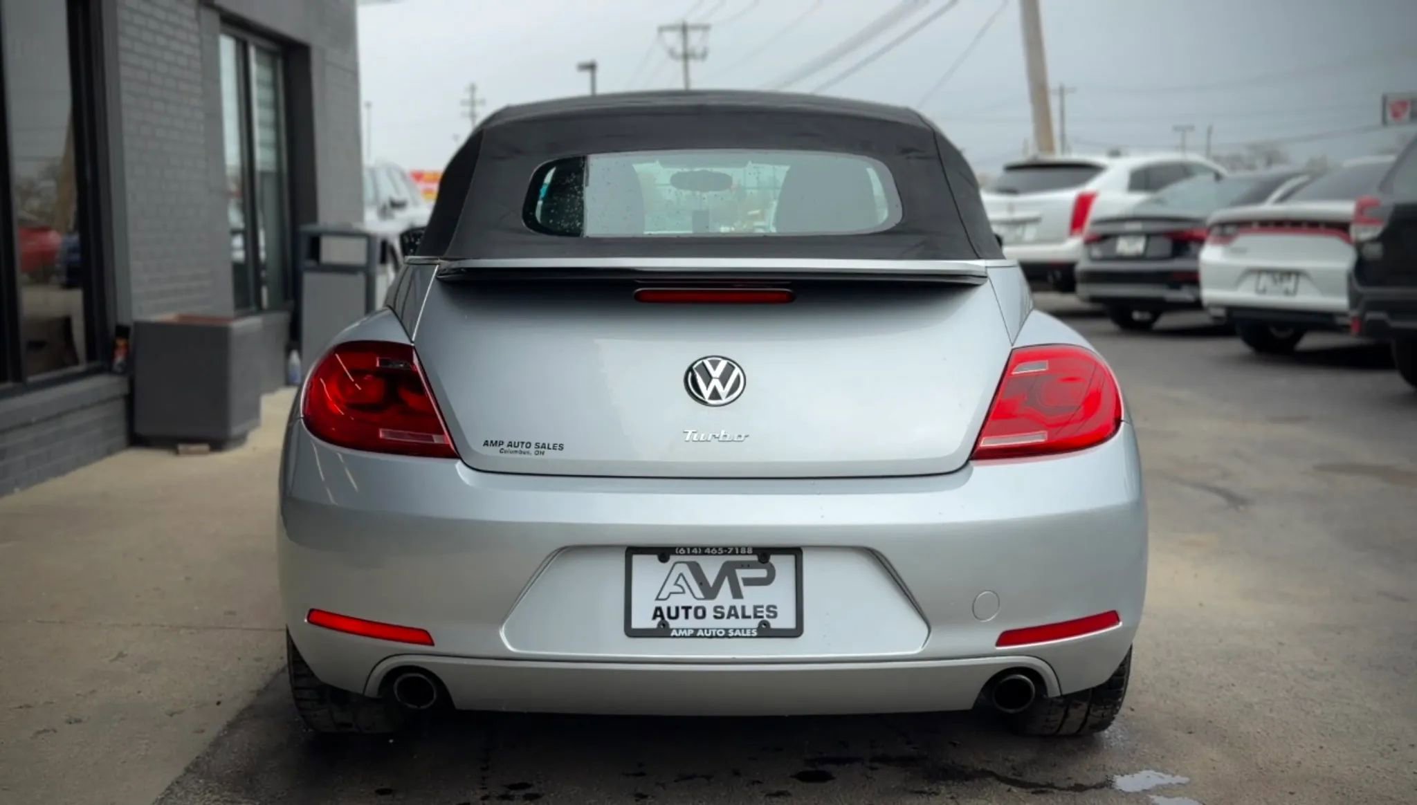 Used 2013 Volkswagen Beetle 2.0T image 3