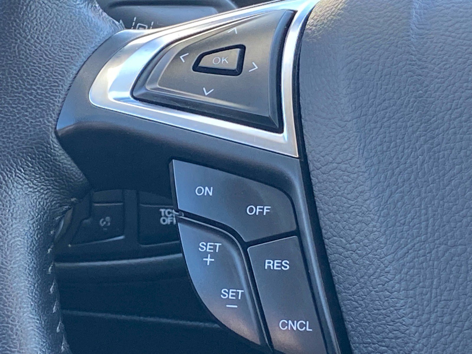 Certified 2022 Ford Edge SEL w/ Convenience Package image 8