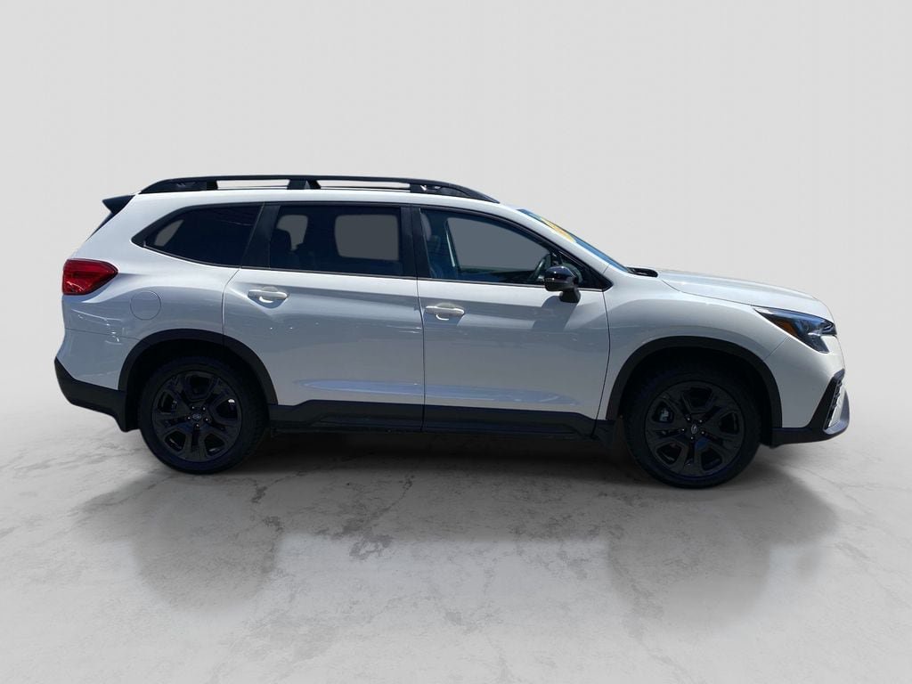 Used 2023 Subaru Ascent Onyx Edition AWD/4WD image 10